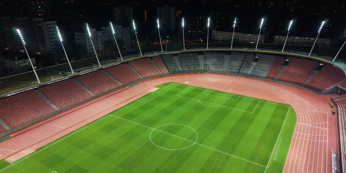 Das Bild zeigt das Zürcher Letzigrund-Stadion aus der Luft